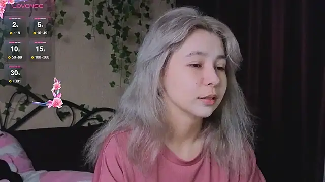 Snapshot of Alika_Kiss chatting on 30, 10, 2025 Alika Kiss online show from 30, 10, 2025