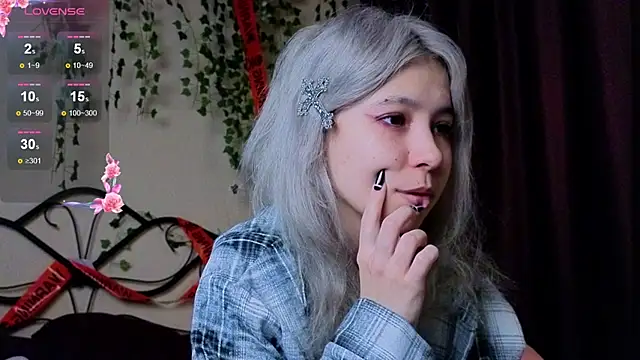 Snapshot of Alika_Kiss chatting on 31, 10, 2025 Alika Kiss online show from 31, 10, 2025