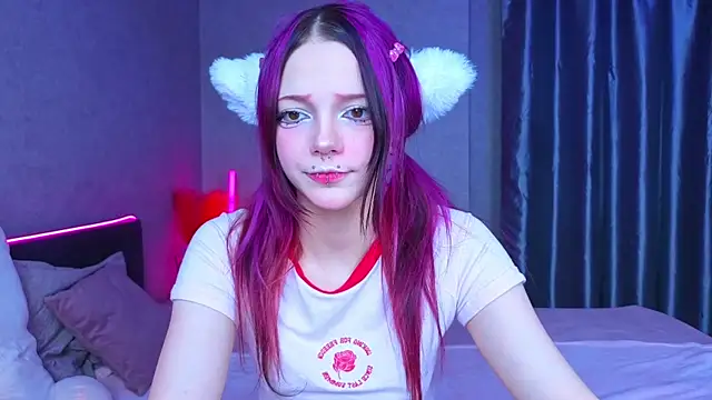 Snapshot of KittieHeart chatting on 3, 11, 2025 KittieHeart online show from 3, 11, 2025