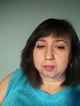 Snapshot of MaryKiki5619 chatting on 13, 12, 2025 MaryKiki5619 online show from 13, 12, 2025