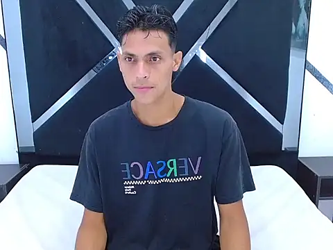 Snapshot of wiltom_ chatting on 28, 10, 2025 wiltom online show from 28, 10, 2025