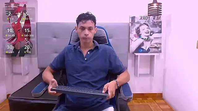 Snapshot of wiltom_ chatting on 3, 11, 2025 wiltom online show from 3, 11, 2025