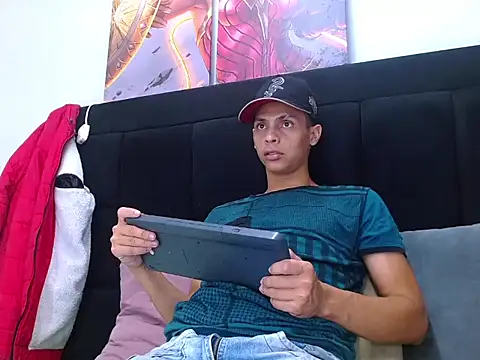 Snapshot of wiltom_ chatting on 15, 12, 2025 wiltom online show from 15, 12, 2025