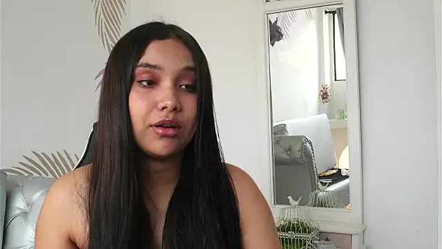 Isabelle Lane online show from 12, 3, 2026