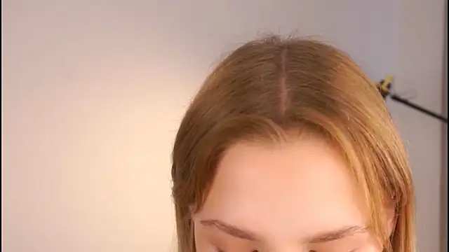 Snapshot of Helenspenss_ chatting on 2, 11, 2025 Helenspenss  online show from 2, 11, 2025