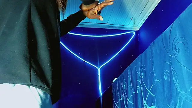 Snapshot of Kloe_cardashan chatting on 30, 10, 2025 Kloe cardashan online show from 30, 10, 2025