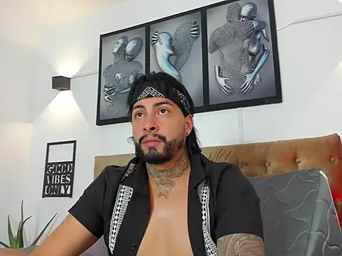 Snapshot of christopher_palmerjs chatting on 18, 11, 2025 christopher palmerjs online show from 18, 11, 2025