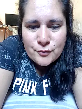 Snapshot of Clara_Arg chatting on 25, 11, 2025 Clara Arg online show from 25, 11, 2025