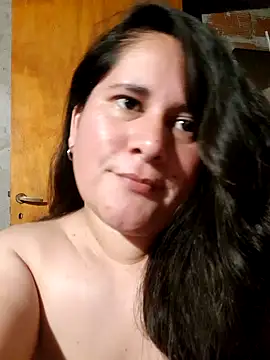 Snapshot of Clara_Arg chatting on 26, 11, 2025 Clara Arg online show from 26, 11, 2025