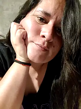 Snapshot of Clara_Arg chatting on 2, 12, 2025 Clara Arg online show from 2, 12, 2025