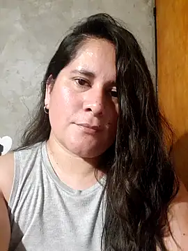 Snapshot of Clara_Arg chatting on 3, 12, 2025 Clara Arg online show from 3, 12, 2025