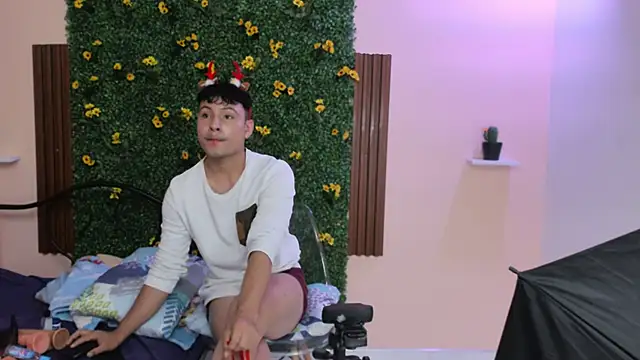 Snapshot of angel666smit chatting on 31, 10, 2025 angel666smit online show from 31, 10, 2025