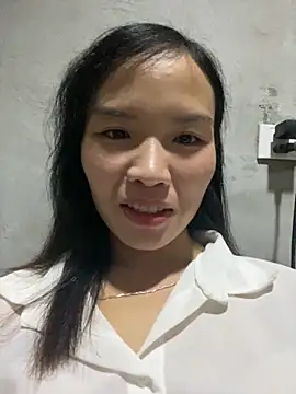 Snapshot of Yunzang chatting on 18, 11, 2025 Yunzang online show from 18, 11, 2025