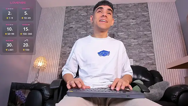 zack joness18 online show from 20, 11, 2025