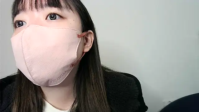 yua chan00 online show from 15, 12, 2025