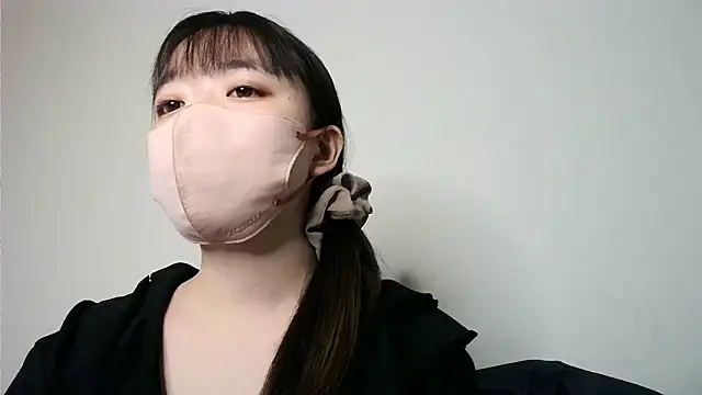 yua chan00 online show from 11, 1, 2026