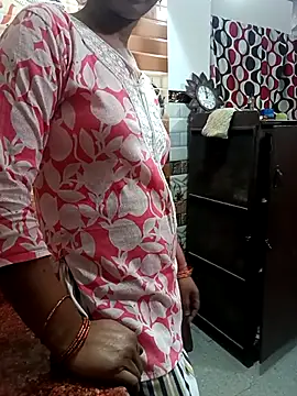 Snapshot of Janvi_kapor chatting on 30, 10, 2025 Janvi kapor online show from 30, 10, 2025