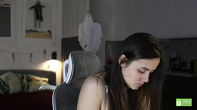 amelie shine online show from 1, 11, 2025