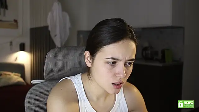 amelie shine online show from 2, 11, 2025