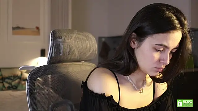 amelie shine online show from 29, 11, 2025