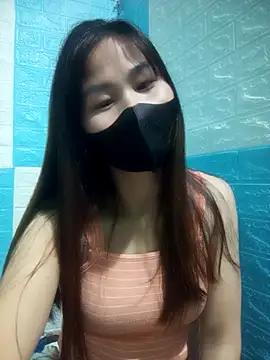 Snapshot of Donatella28 chatting on 16, 12, 2025 Donatella28 online show from 16, 12, 2025