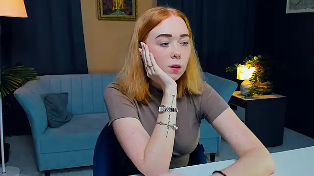 Snapshot of AddieOsler chatting on 13, 11, 2025 AddieOsler online show from 13, 11, 2025