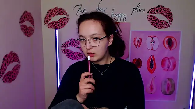 Snapshot of MissAriaa chatting on 29, 10, 2025 MissAriaa online show from 29, 10, 2025