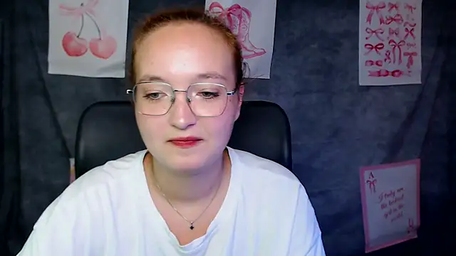 Snapshot of MissAriaa chatting on 3, 8, 2026 MissAriaa online show from 3, 8, 2026