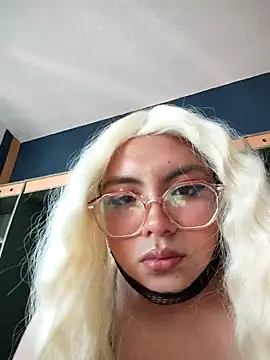 Kittyblood08 online show from 25, 10, 2025