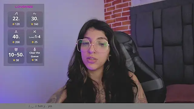 ghostwomaan online show from 5, 11, 2025