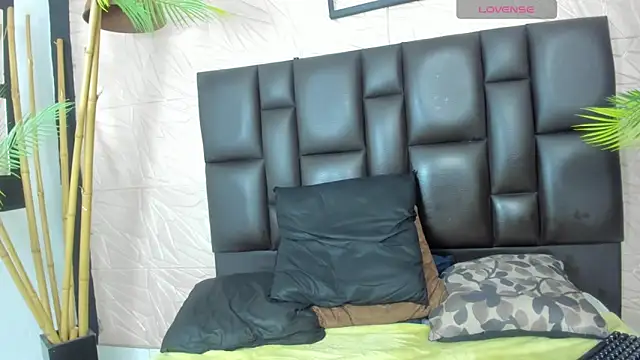 Snapshot of Maicol_ortiz chatting on 25, 10, 2025 Maicol ortiz online show from 25, 10, 2025