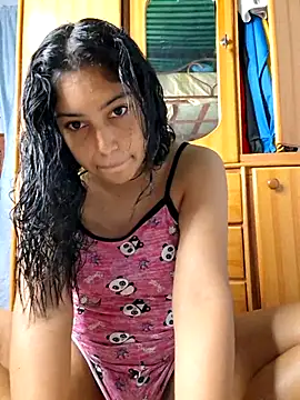 Snapshot of aleexacandy chatting on 6, 6, 2026 aleexacandy online show from 6, 6, 2026