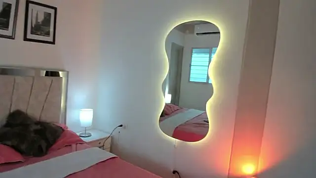 Snapshot of Sweetiee_Aurora chatting on 28, 11, 2025 Sweetiee Aurora online show from 28, 11, 2025