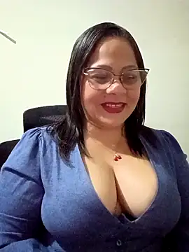 Snapshot of Angie_milf50 chatting on 5, 2, 2026 Angie milf50 online show from 5, 2, 2026