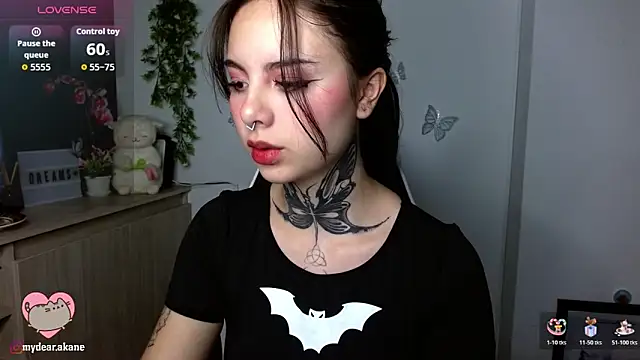 Snapshot of Akane_bellow chatting on 7, 11, 2025 Akane bellow online show from 7, 11, 2025