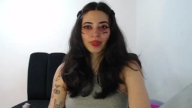 Snapshot of Annagoth_ chatting on 18, 6, 2026 Annagoth online show from 18, 6, 2026