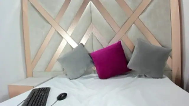 Snapshot of Cassandra_Armani chatting on 15, 1, 2026 Cassandra Armani online show from 15, 1, 2026