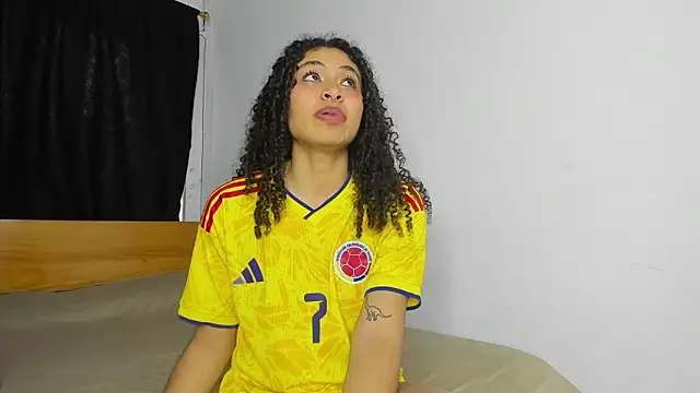 Keniia rizz online show from 15, 11, 2025