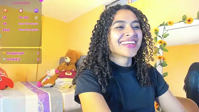 Snapshot of Keniia_rizz chatting on 8, 6, 2026 Keniia rizz online show from 8, 6, 2026