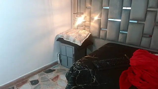 Snapshot of Memi_xxx chatting on 10, 11, 2025 Memi xxx online show from 10, 11, 2025