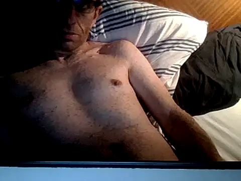 Snapshot of mecchauddu60 chatting on 27, 10, 2025 mecchauddu60 online show from 27, 10, 2025