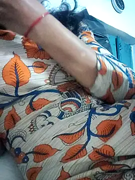 Snapshot of Hot-Rubyy chatting on 8, 4, 2026 Hot-Rubyy online show from 8, 4, 2026