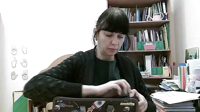 Viknika online show from 7, 11, 2025