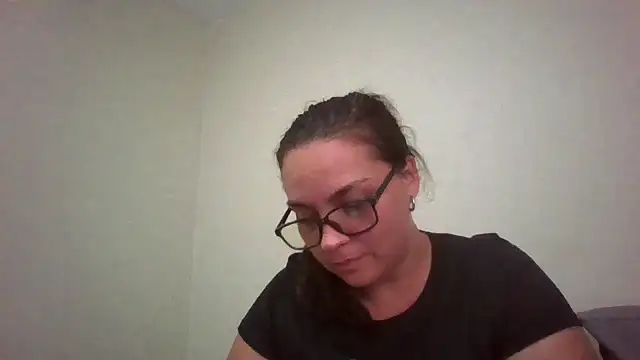 lilMissMarli online show from 2, 4, 2026