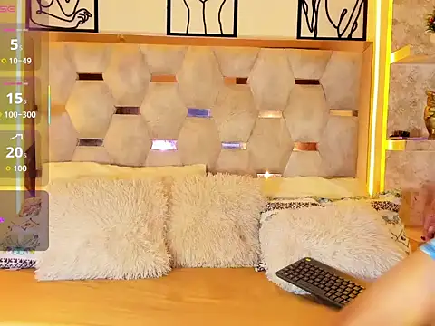 Snapshot of Andrew_Haalls chatting on 4, 11, 2025 Andrew Haalls online show from 4, 11, 2025