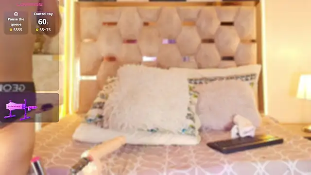 Snapshot of Andrew_Haalls chatting on 14, 12, 2025 Andrew Haalls online show from 14, 12, 2025