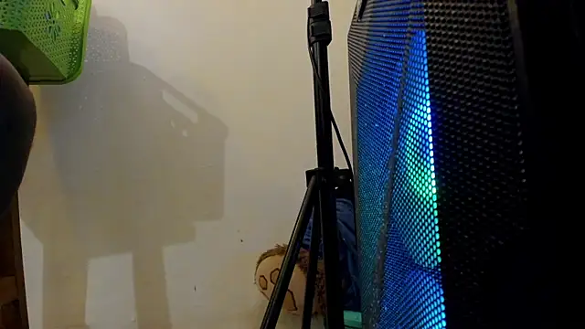 Snapshot of hathor__01 chatting on 14, 12, 2025 hathor 01 online show from 14, 12, 2025