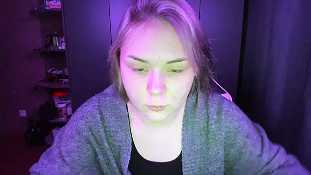 Snapshot of sophia_lix chatting on 8, 11, 2025 sophia lix online show from 8, 11, 2025