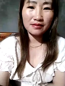 Snapshot of emini-xx chatting on 5, 3, 2026 emini-xx online show from 5, 3, 2026