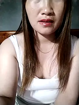 Snapshot of emini-xx chatting on 26, 4, 2026 emini-xx online show from 26, 4, 2026